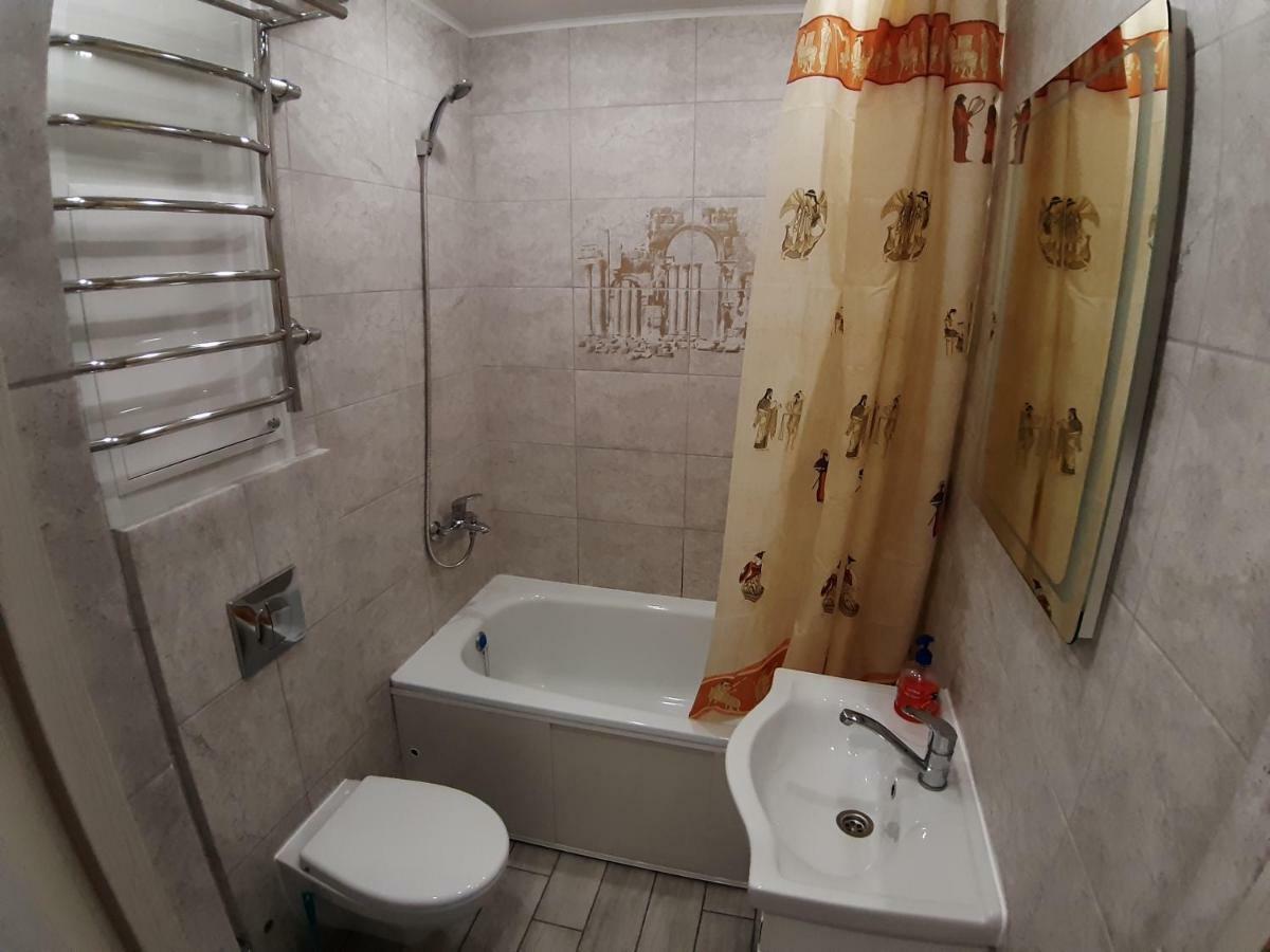 Однокомнатная Квартира На Площади Победы Apartment Gomel Exterior photo